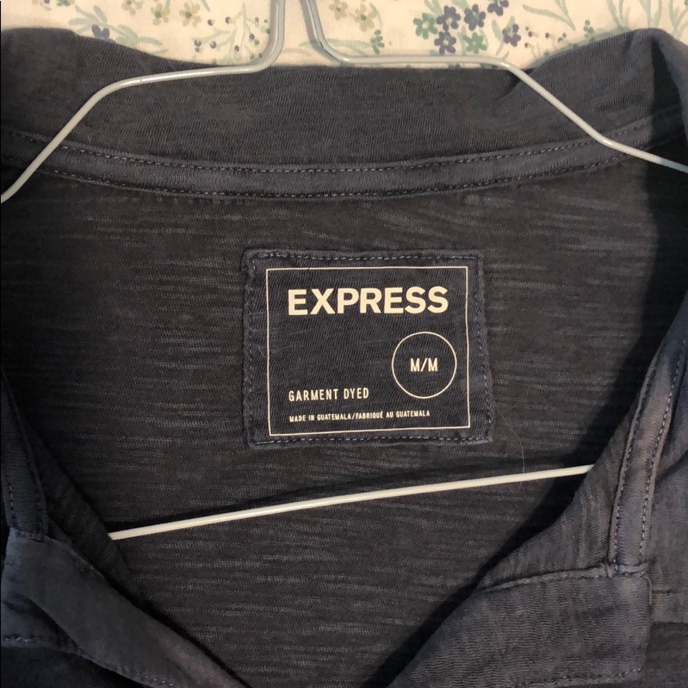 Express Tee - Picture 2 of 3